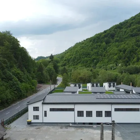 Whiteberg Haus Complex *